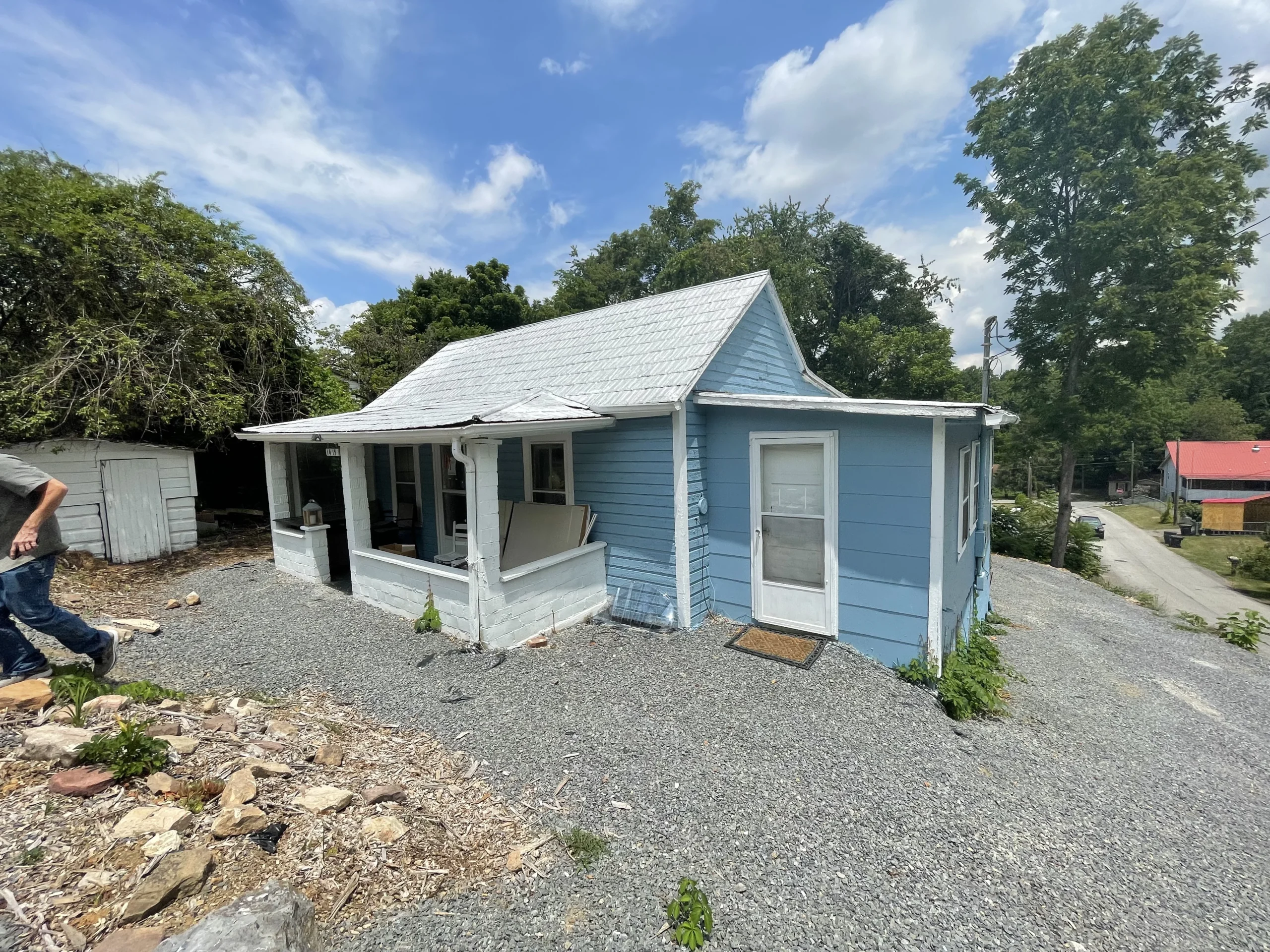 Vacant house sold quickly to a local home buying team