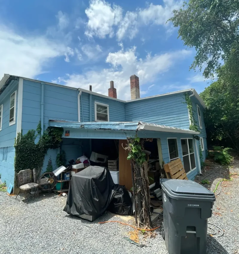 Home sold as-is with no repairs or cleanup